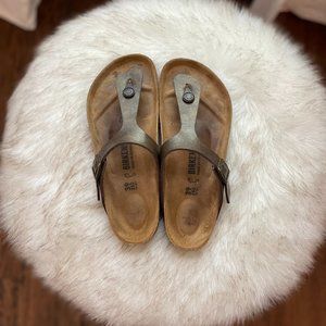 Birkenstock Gizeh-Flor Flip Flop